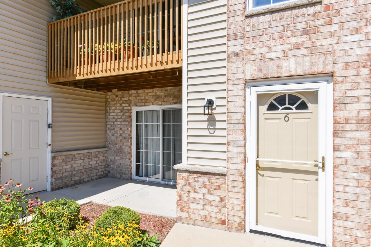 3016 Meyer Ct #6, Mount Pleasant, WI 53406