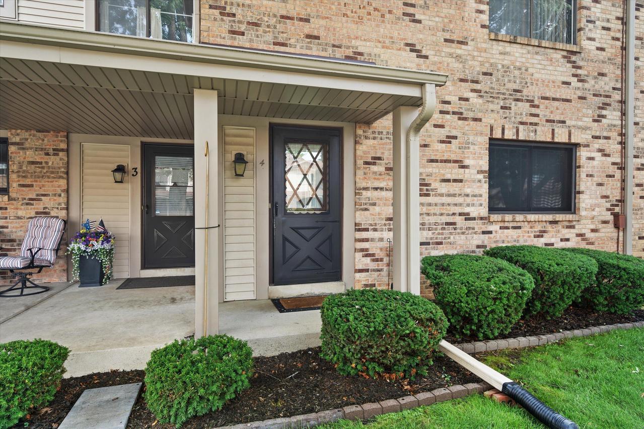 5748 Cambridge Ln #4, Mount Pleasant, WI 53406