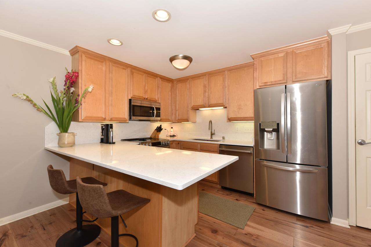 1108 N Milwaukee St #357, Milwaukee, WI 53202