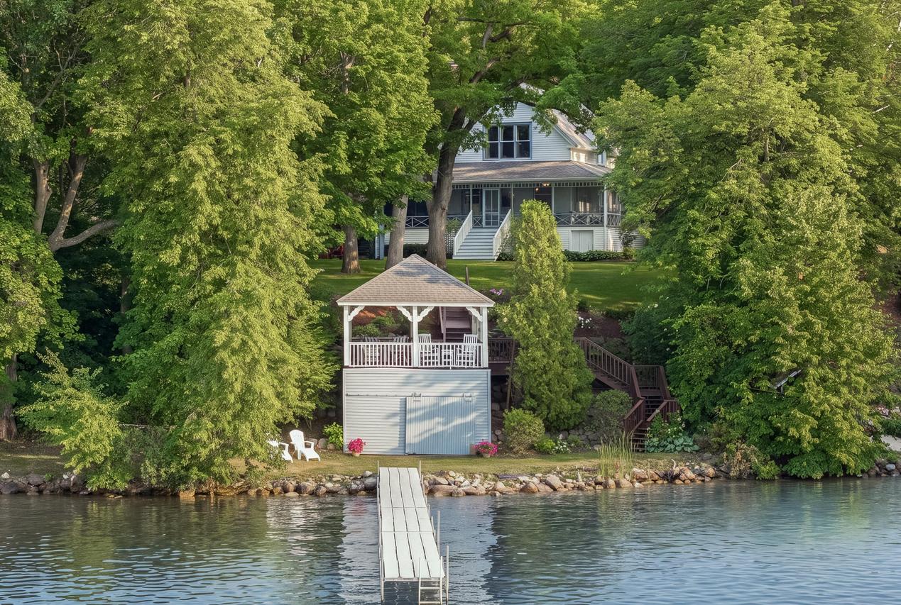 27714 Silver Lake, Salem Lakes, WI 53168