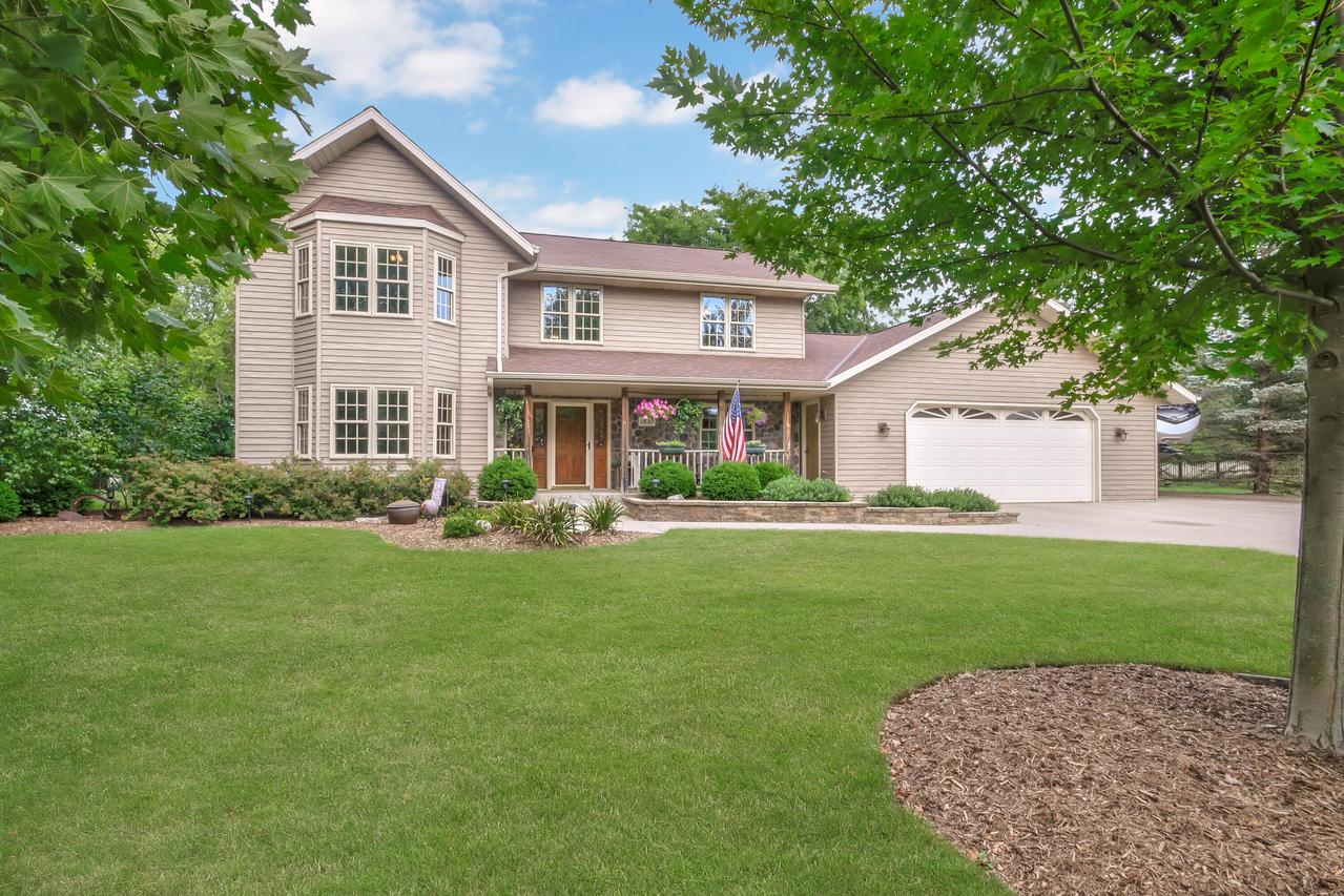 1830 Conrad St, Kewaskum, WI 53040