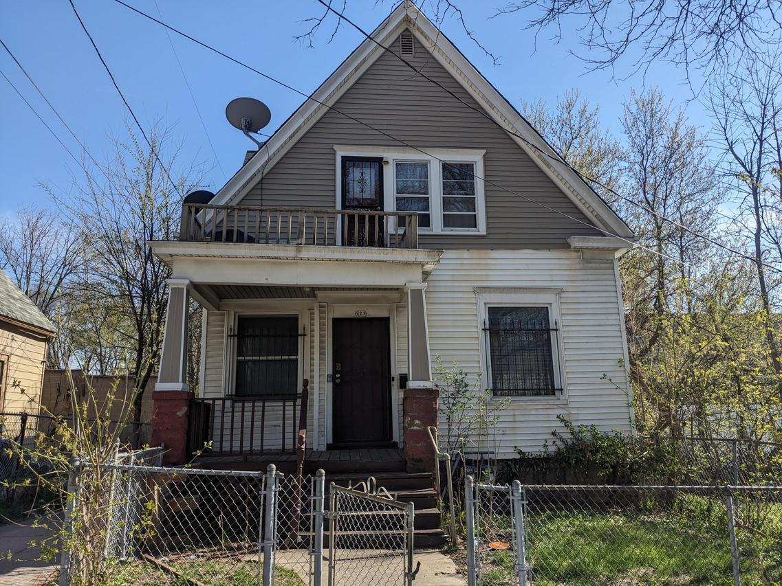 623 W Ring St, Milwaukee, WI 53212