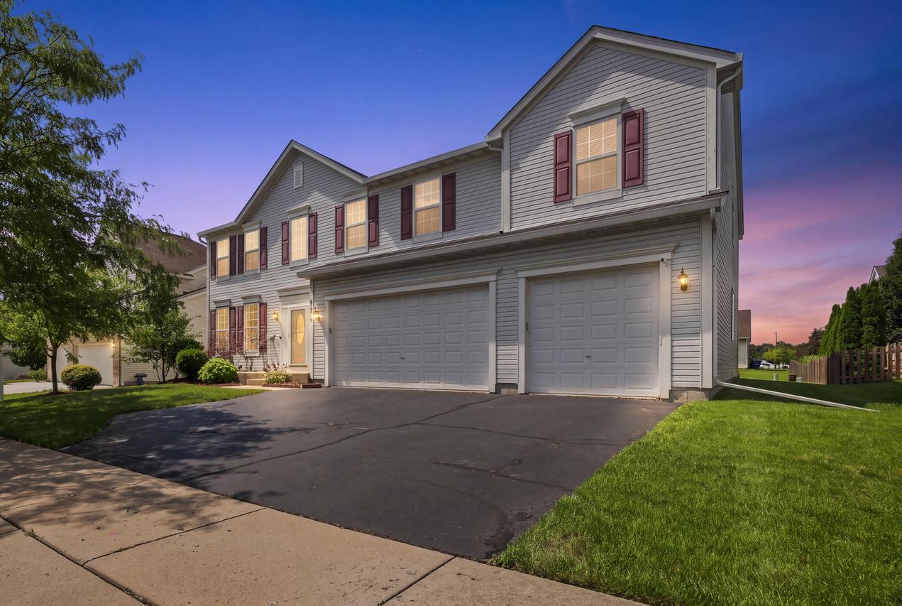6504 111th Ave, Kenosha, WI 53142