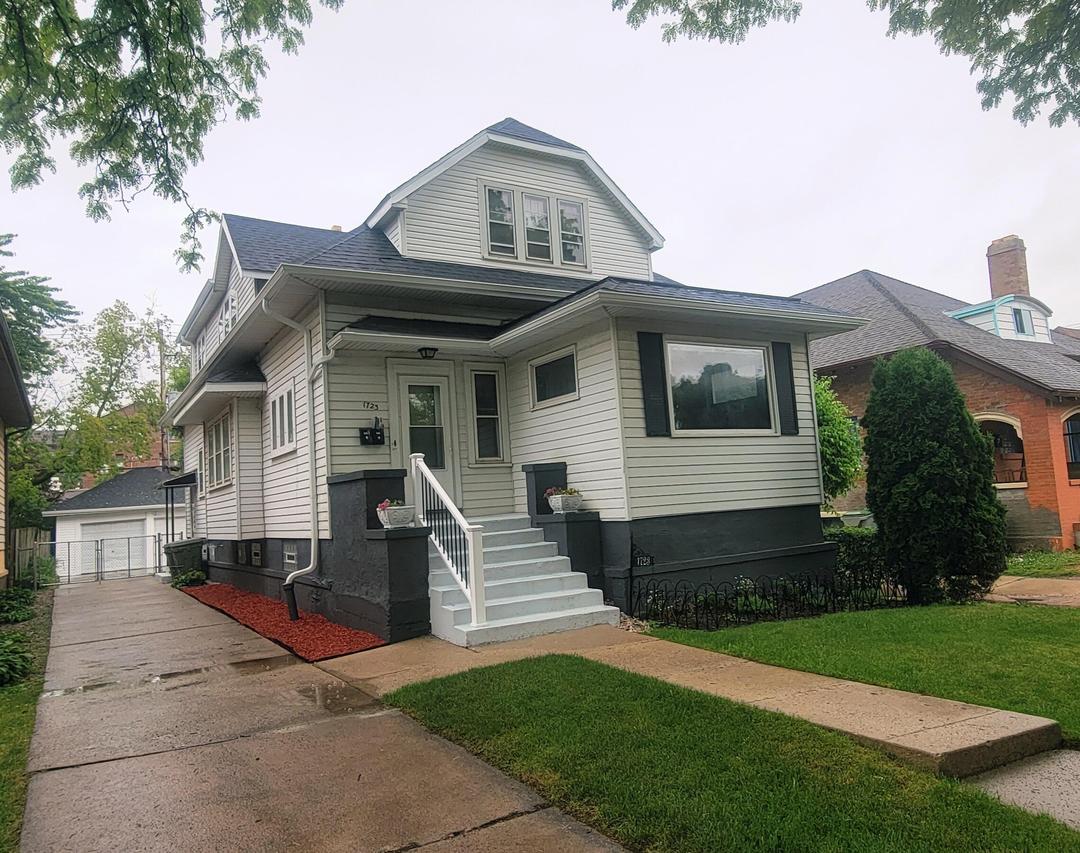 1723 S Layton Blvd, Milwaukee, WI 53215