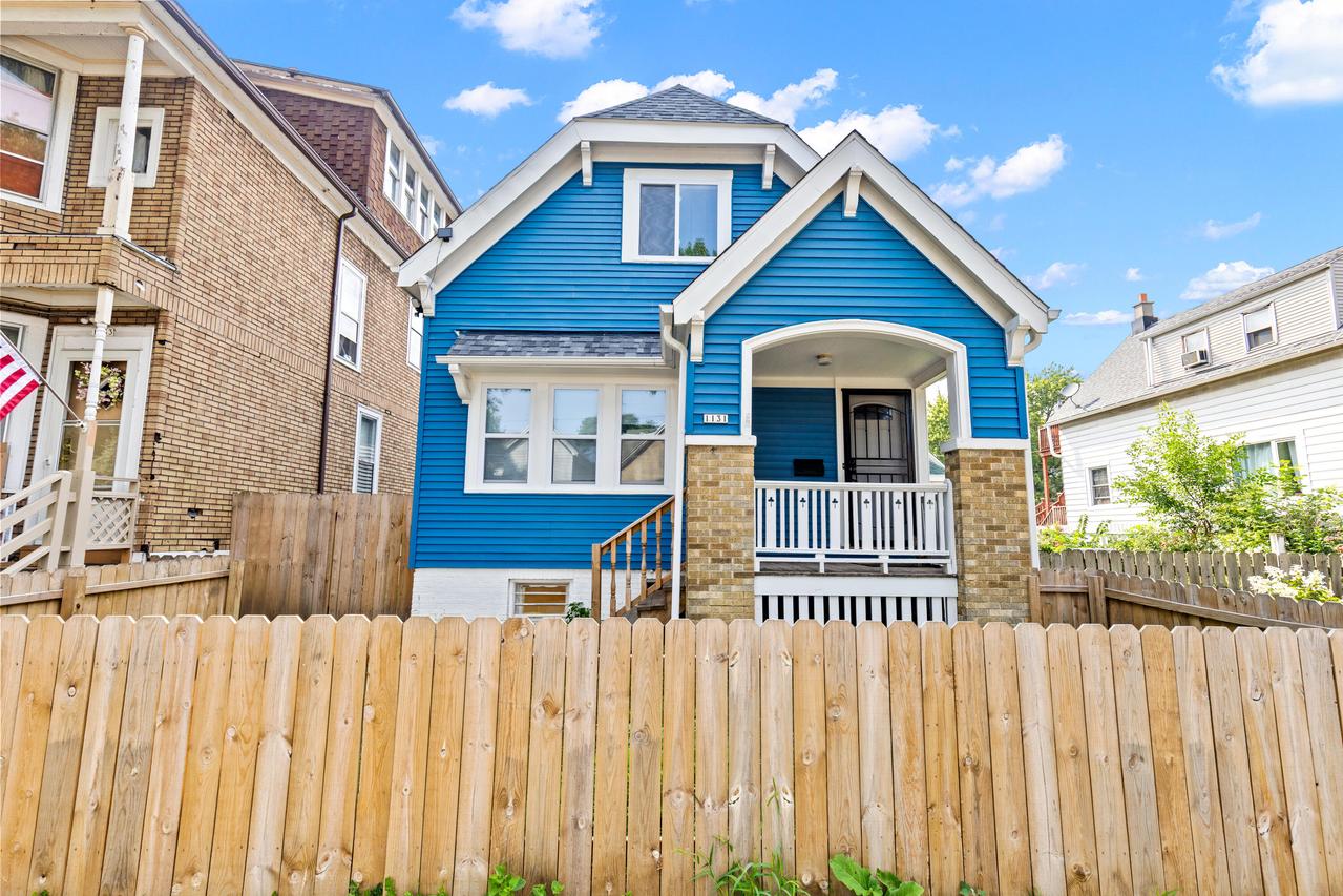 1131 S 17th St, Milwaukee, WI 53204