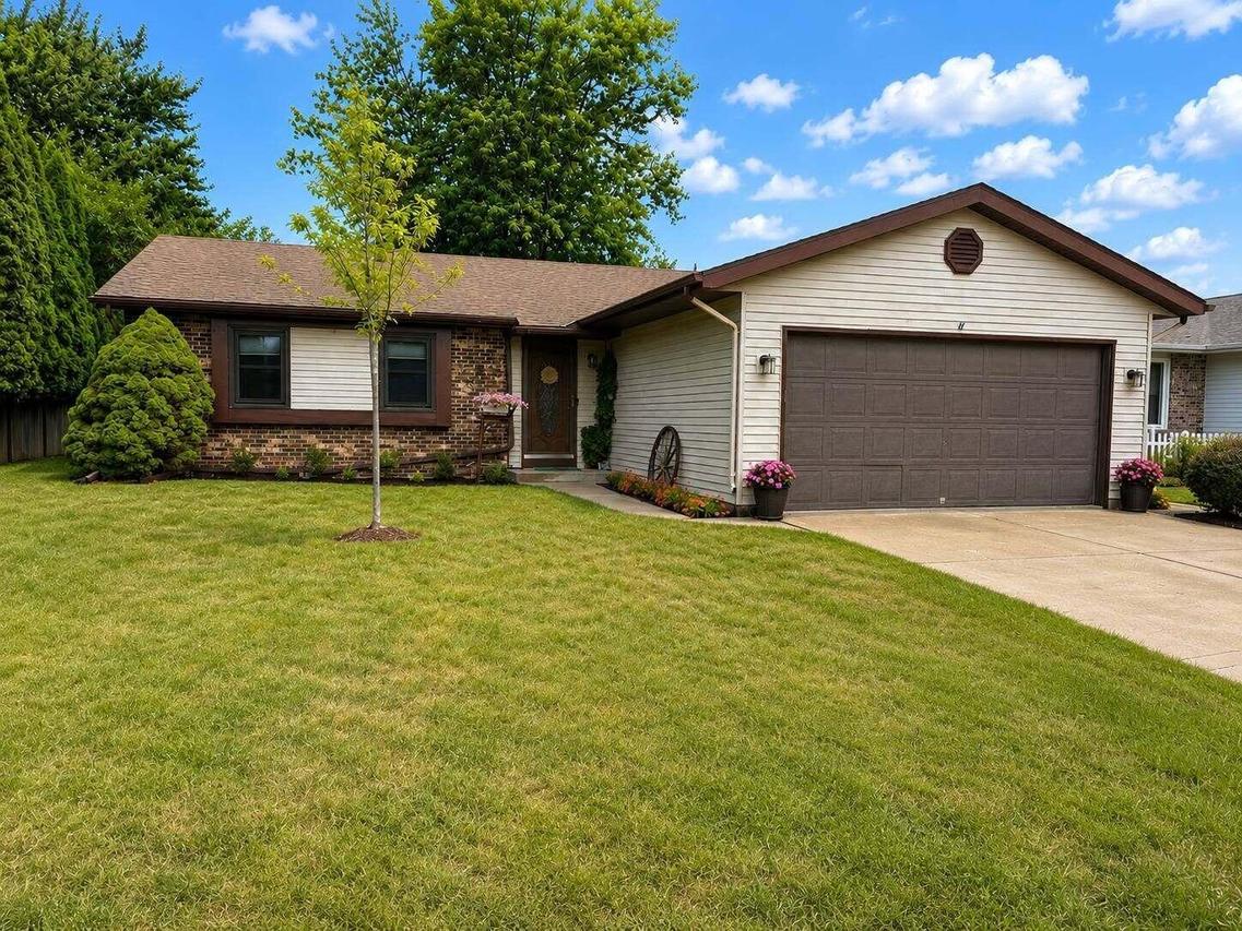 5553 S Swift Ave, Cudahy, WI 53110