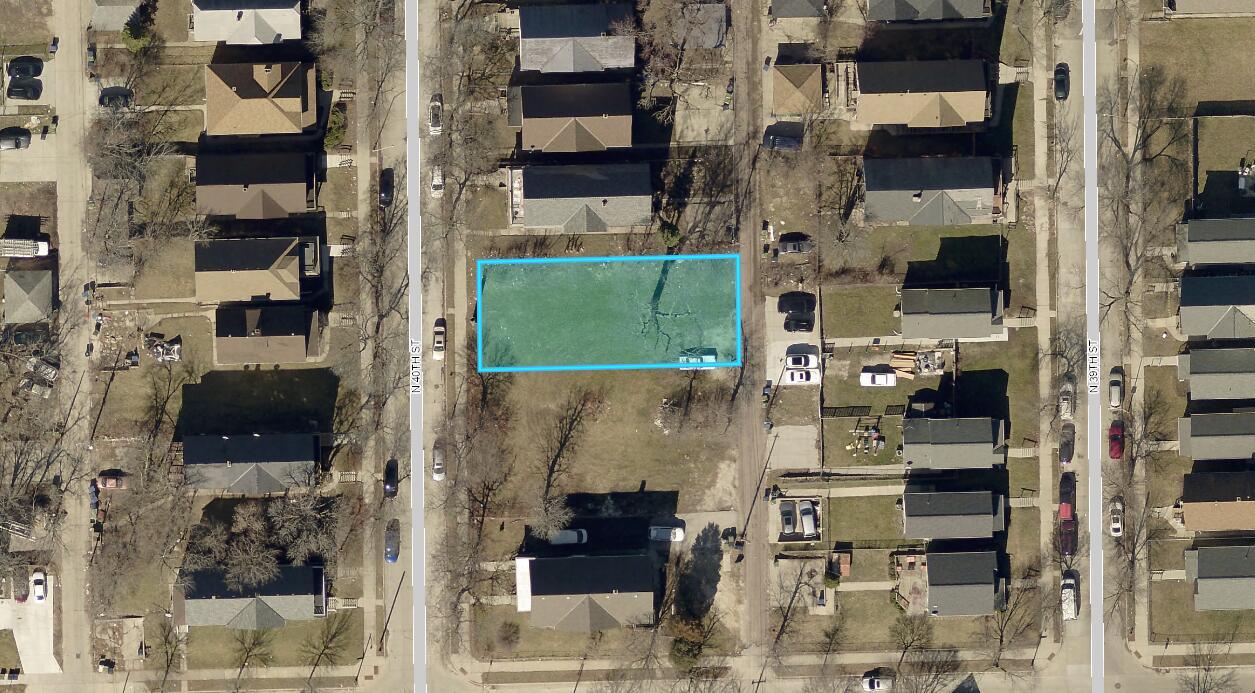 2120 N 40th St, Milwaukee, WI 53208