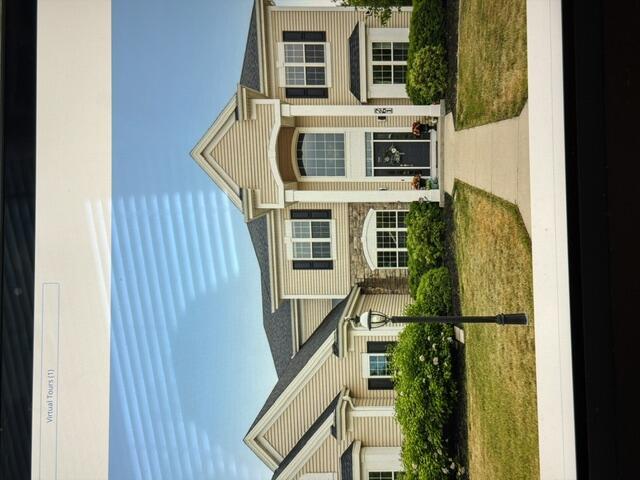 261 Ridgeway Path, Oconomowoc, WI 53066