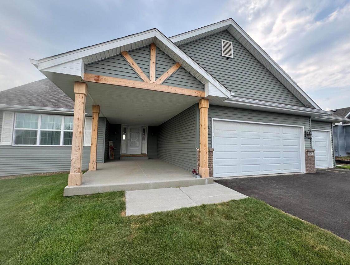 520 Jensen Dr, Clinton, WI 53525