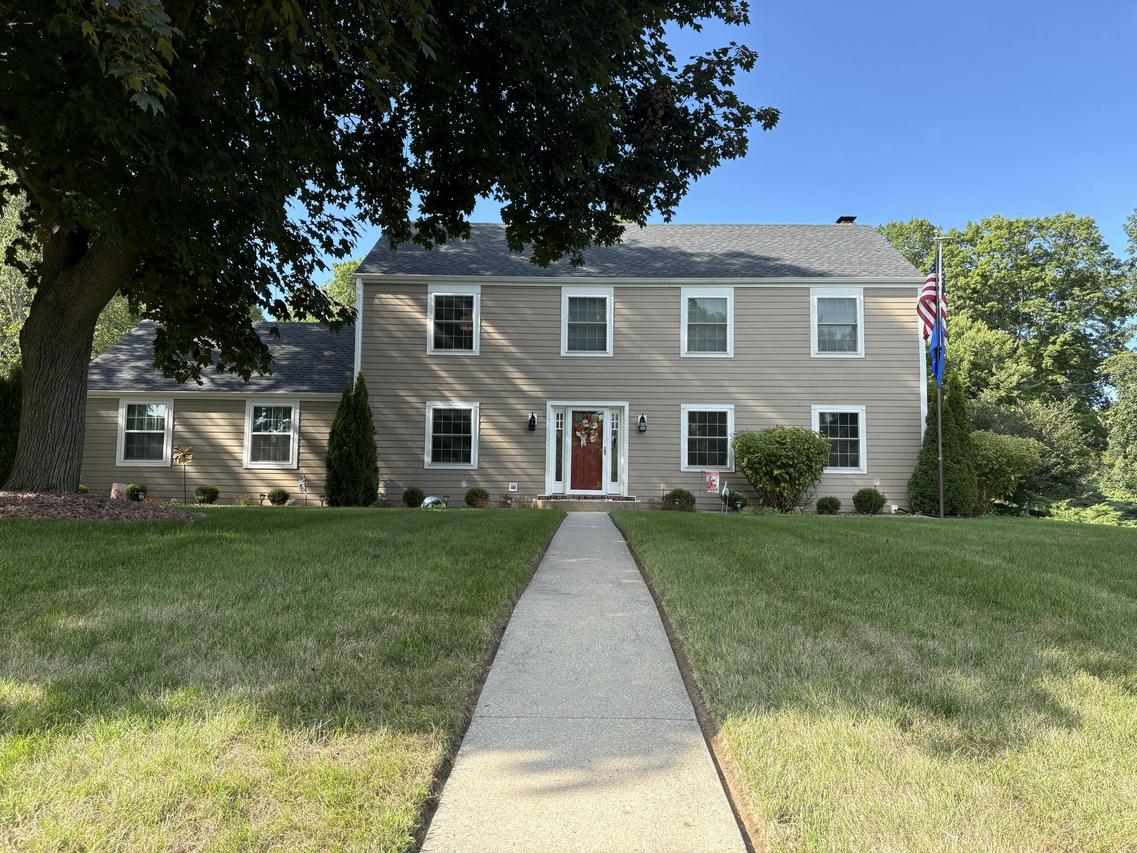 18400 Chevy Chase -, Brookfield, WI 53045