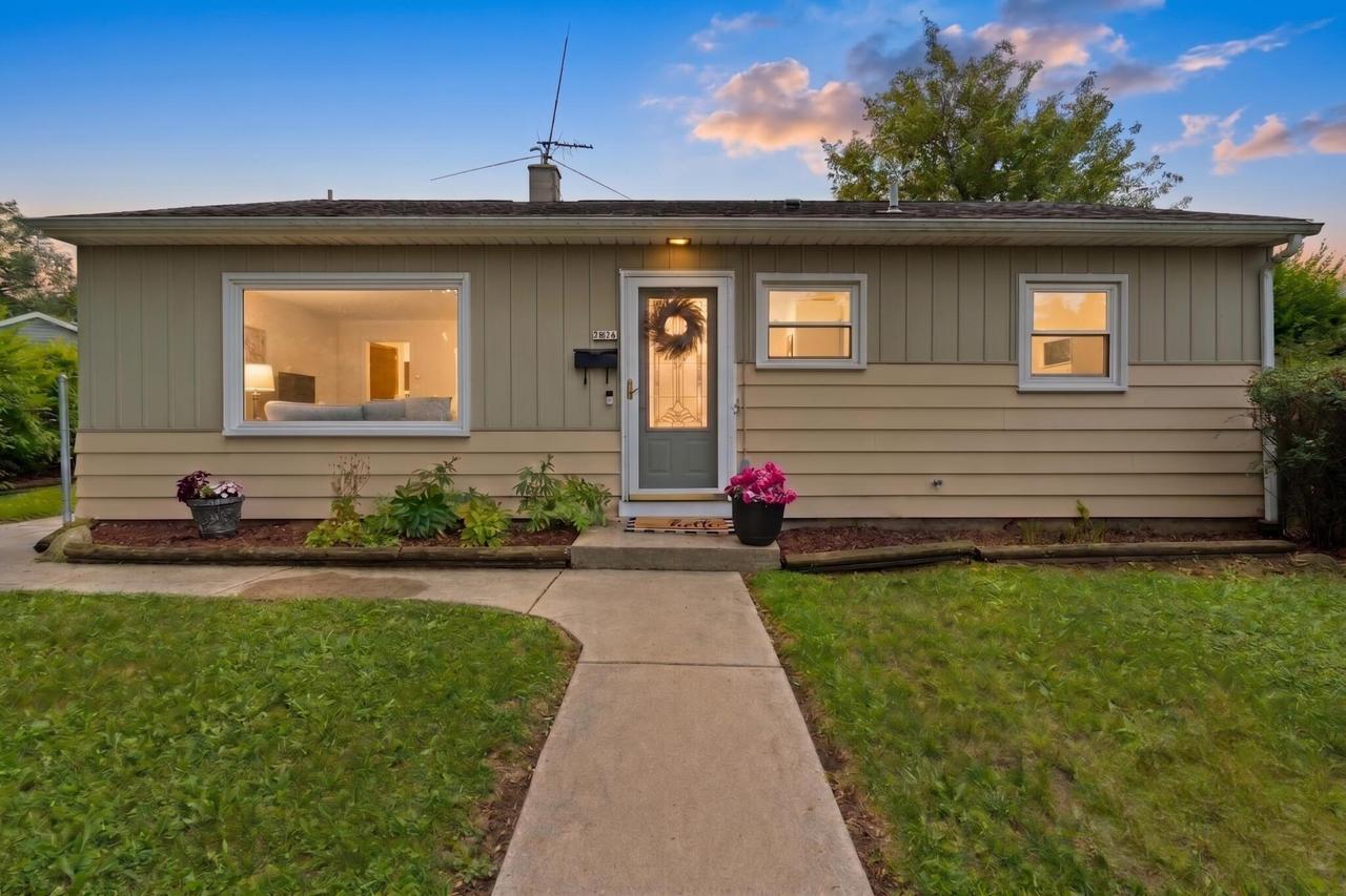 3460 S 62nd St, Milwaukee, WI 53219