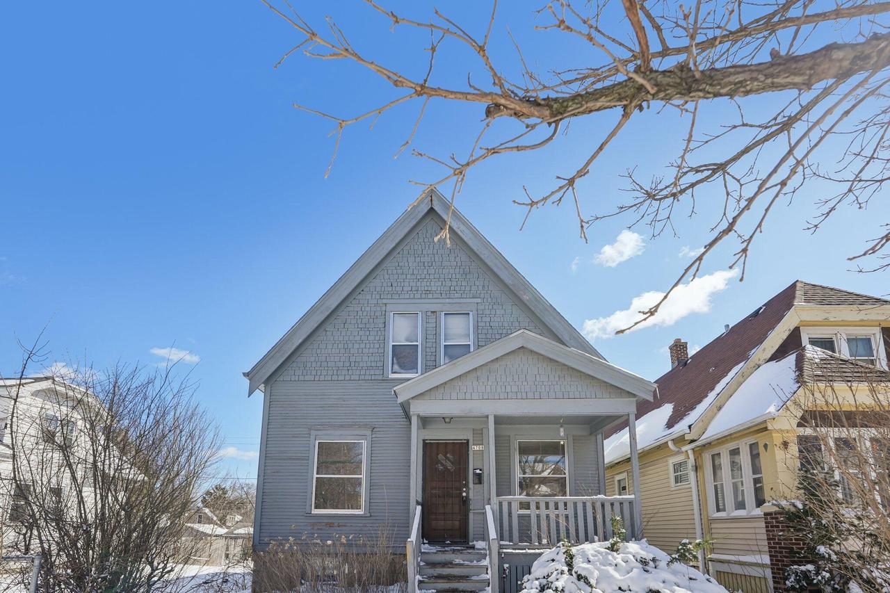 4708 N 36th St, Milwaukee, WI 53209