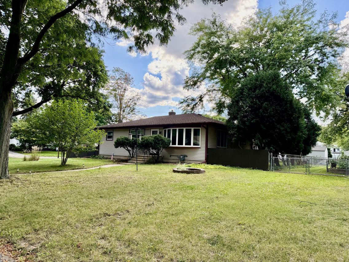 5421 Eastland Way, Madison, WI 53716
