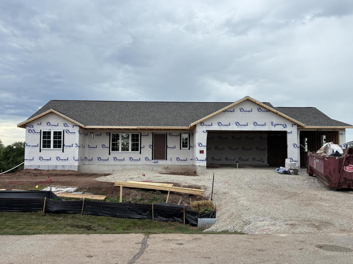 16 Trails End Ct, Fond Du Lac, WI 54937