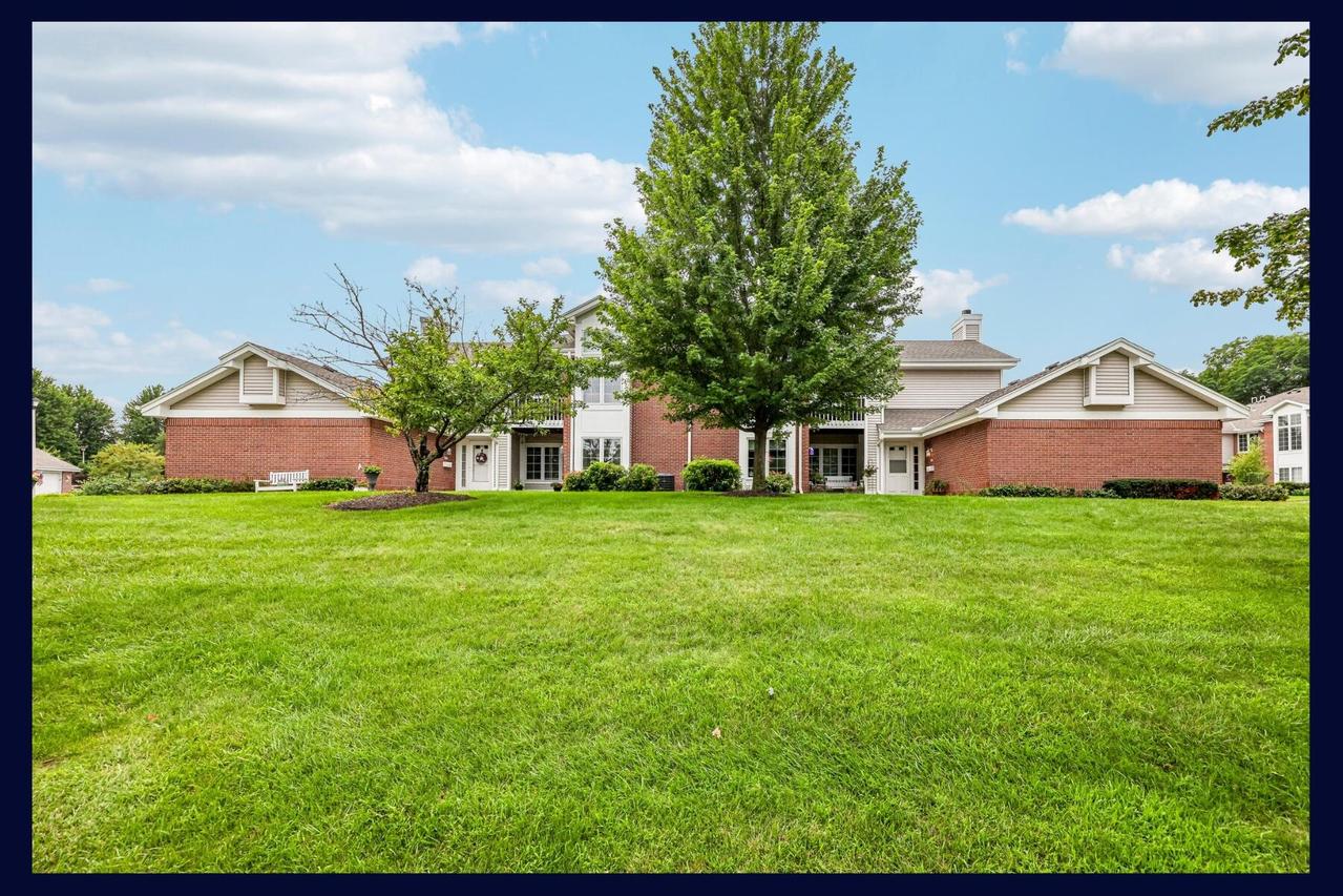 9079 Westlake Dr, Greendale, WI 53129
