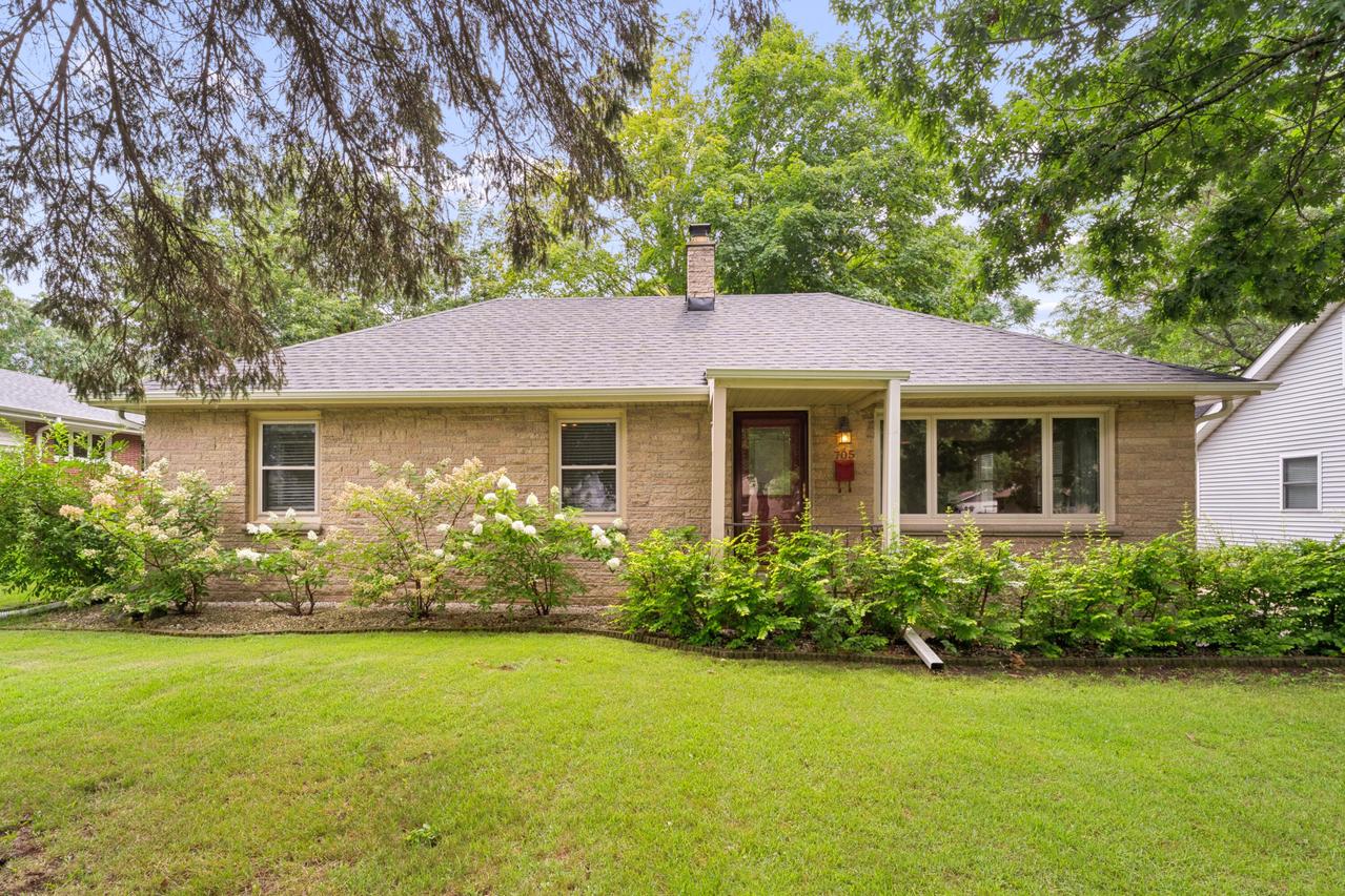 705 Oak St, South Milwaukee, WI 53172