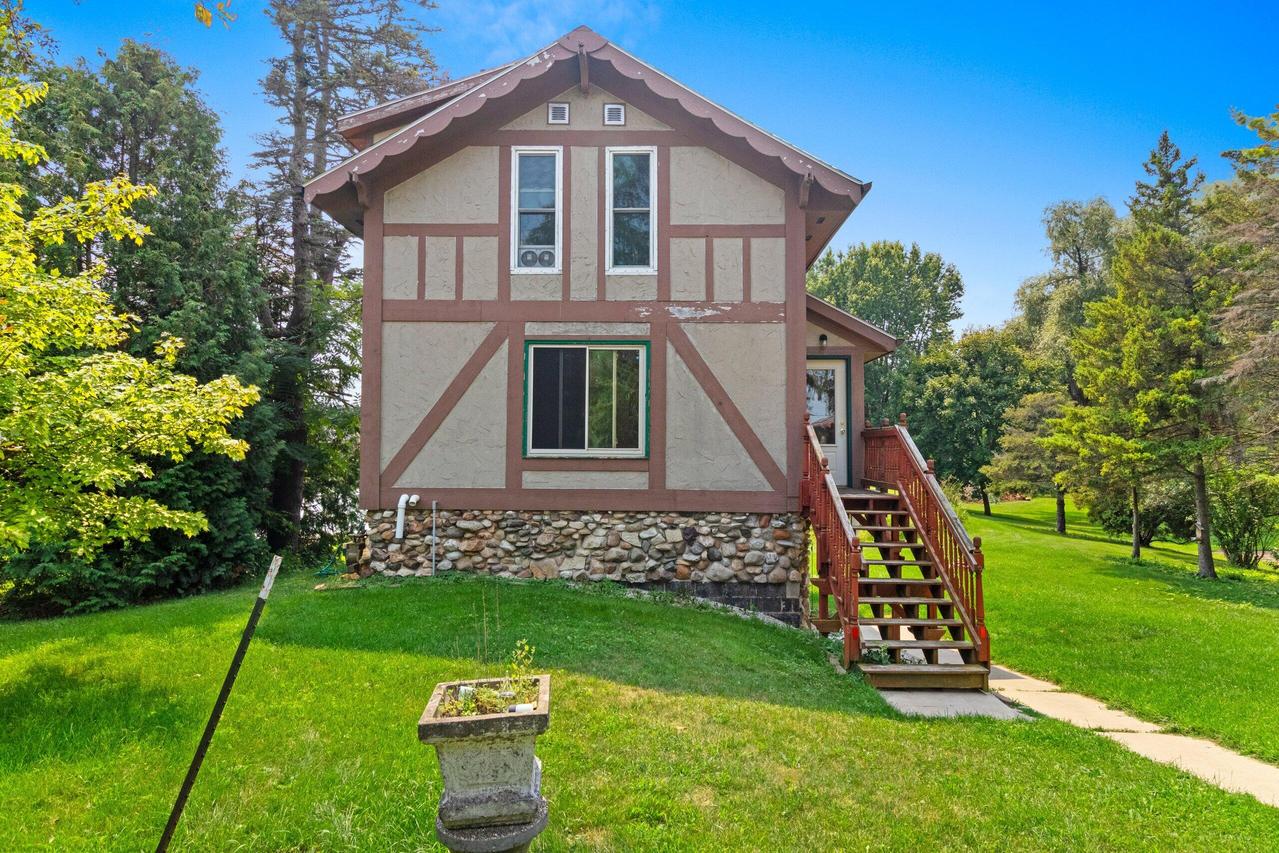 2603 Goodwin Rd, Manitowoc Rapids, WI 54220