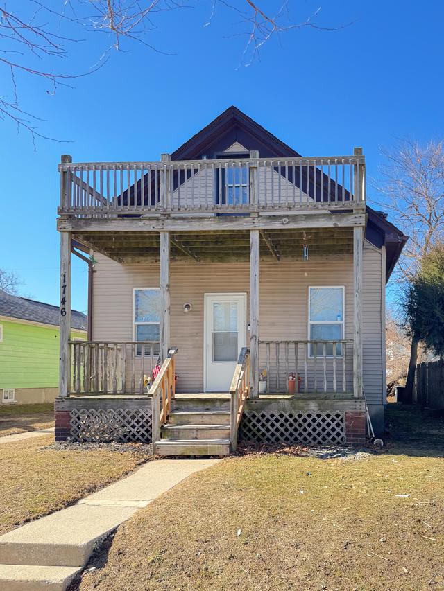 1746 Chatham St, Racine, WI 53402