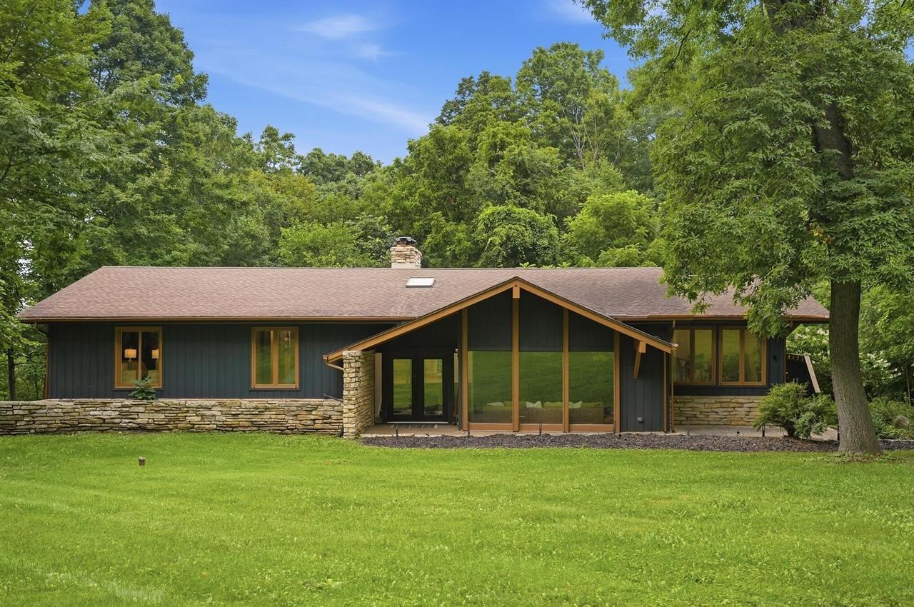 W3552 Wildwood Dr, Geneva, WI 53147