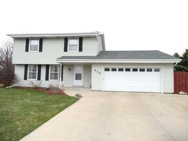 430 18th Ave, Union Grove, WI 53182
