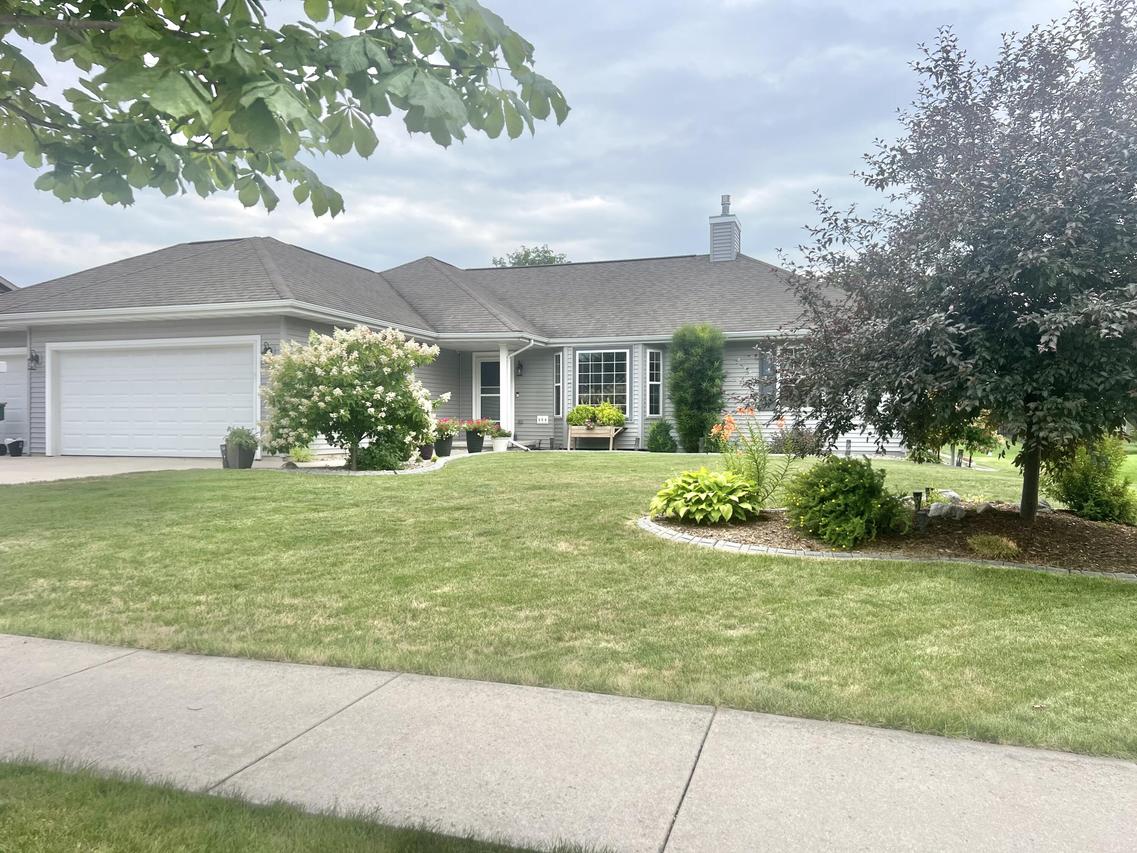 464 Sweetflag Ave, Fond Du Lac, WI 54935