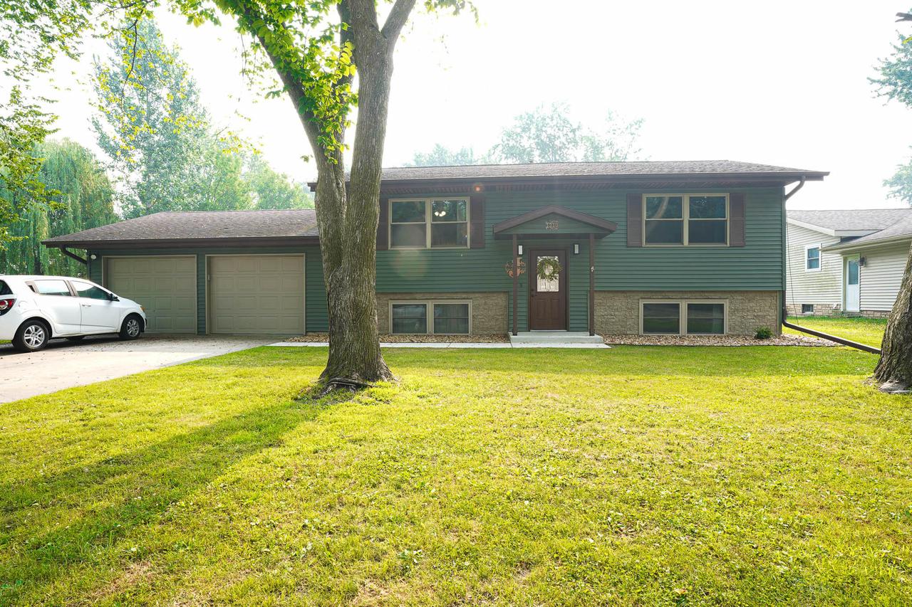1310 Grant St, Tomah, WI 54660