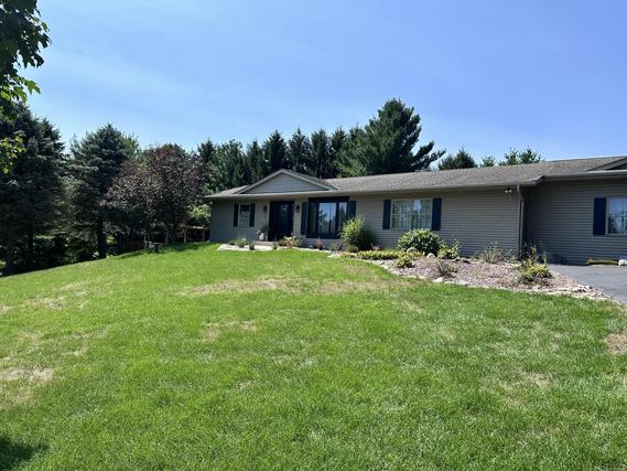 New Homes For Sale This Week That Attend East Troy High School: August 14th to August 20th