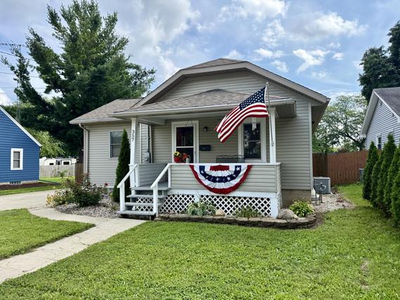 New Homes For Sale This Week That Attend Waller Elementary School: August 14th to August 20th