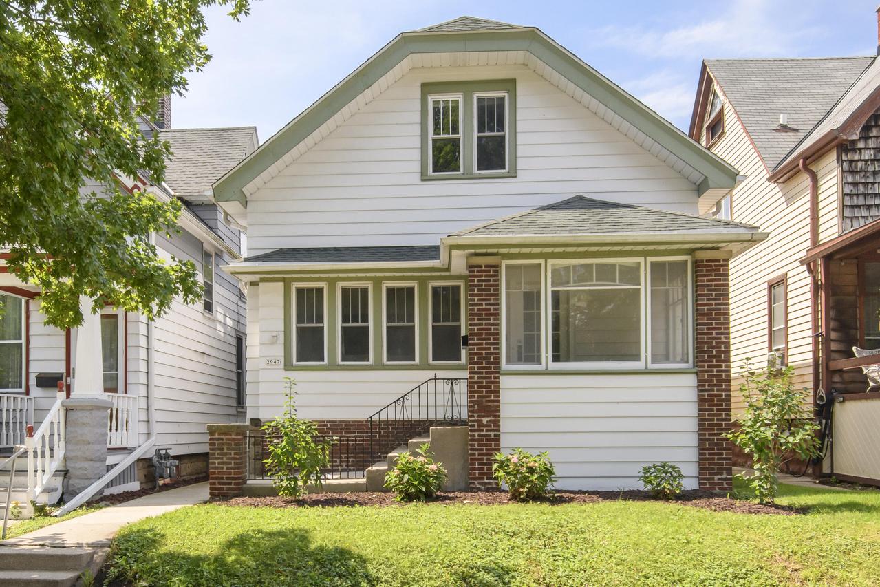 2947 S Lenox St, Milwaukee, WI 53207