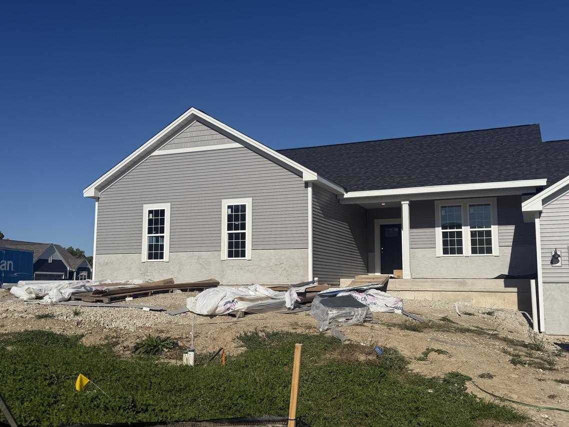 8606 Summit Pl, Pleasant Prairie, WI 53158