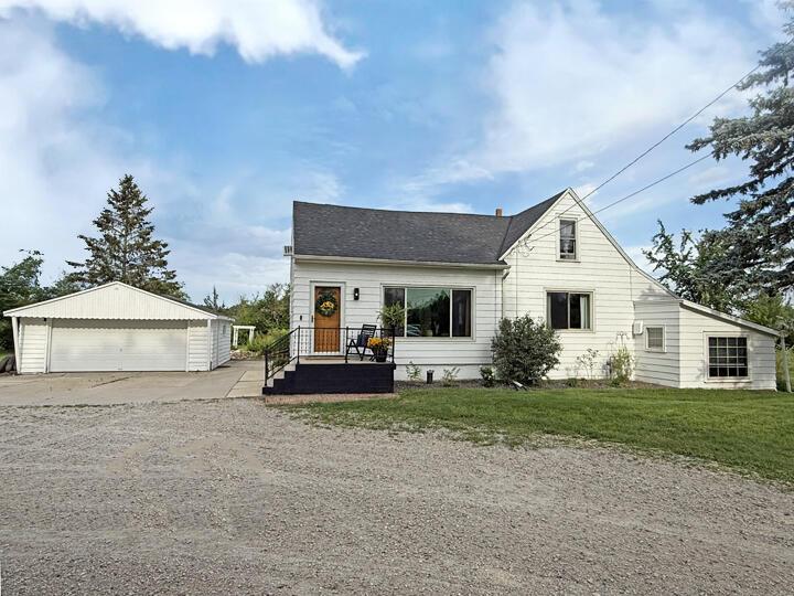 W140N11161 Country Aire Dr., Germantown, WI 53022