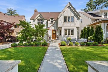 New Homes For Sale This Week That Attend Richards Elementary School: August 14th to August 20th