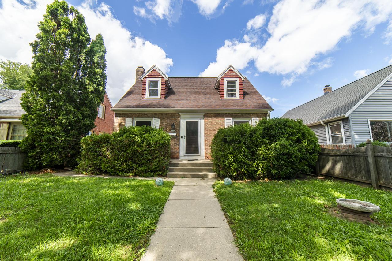 3531 N 53rd St, Milwaukee, WI 53216