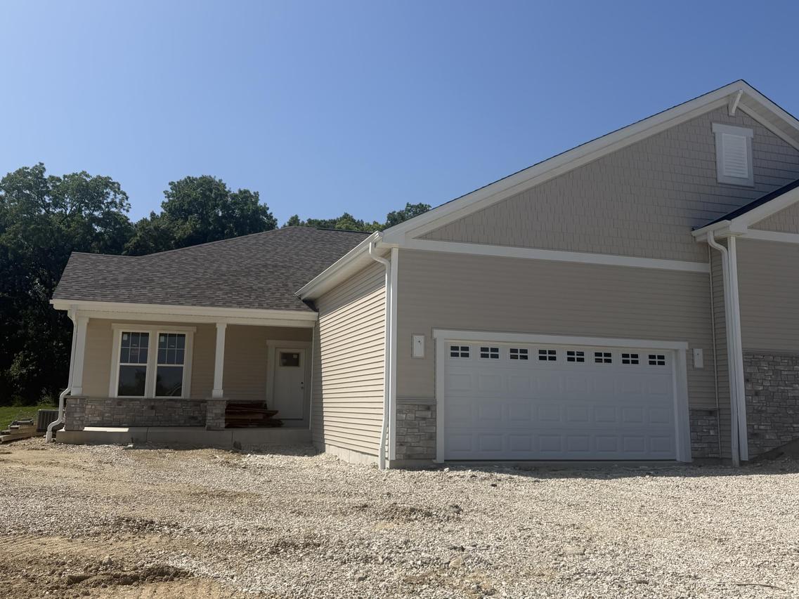 8555 Summit Pl, Pleasant Prairie, WI 53158