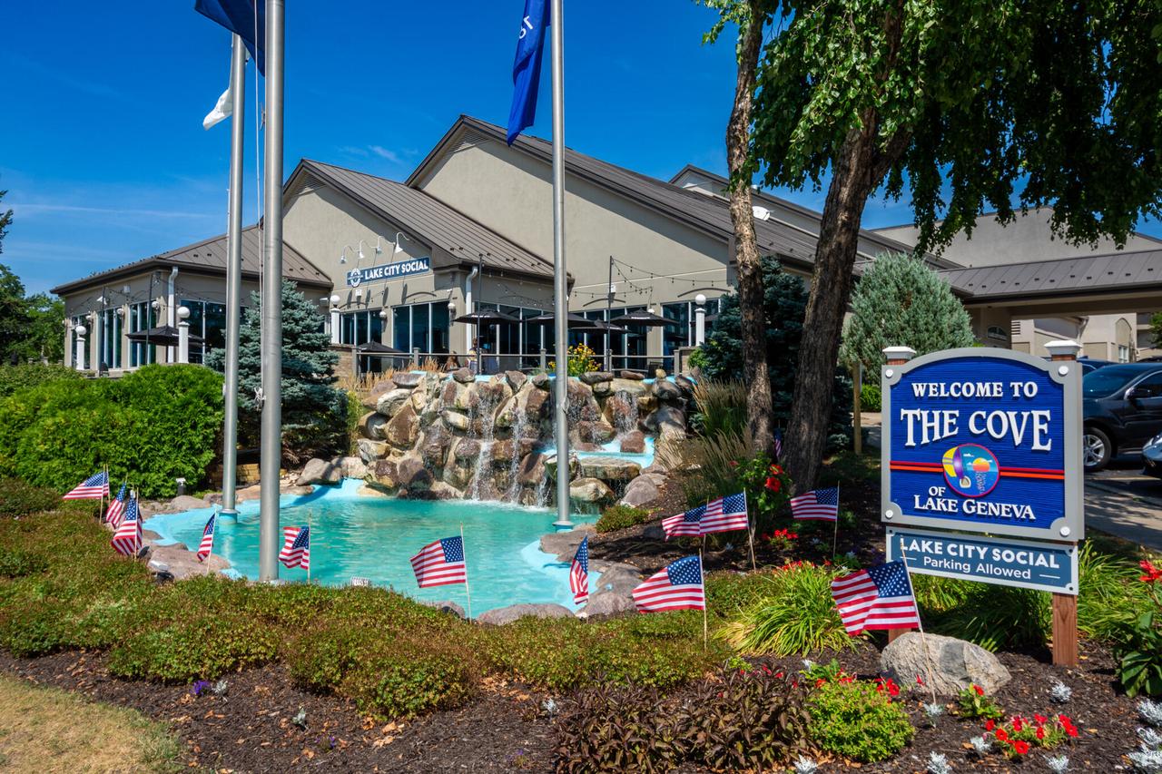 111 Center St #263, Lake Geneva, WI 53147
