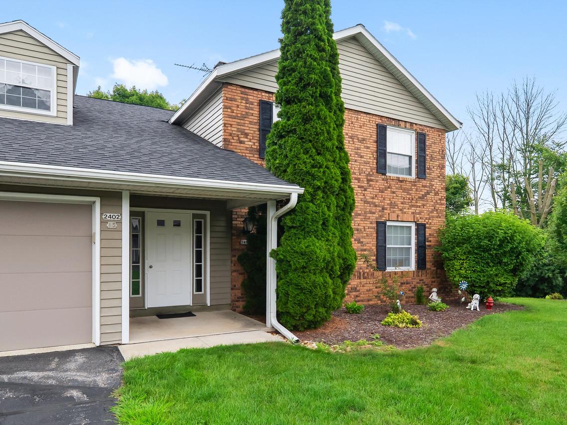 2402 Cross Creek #C, Sheboygan, WI 53081