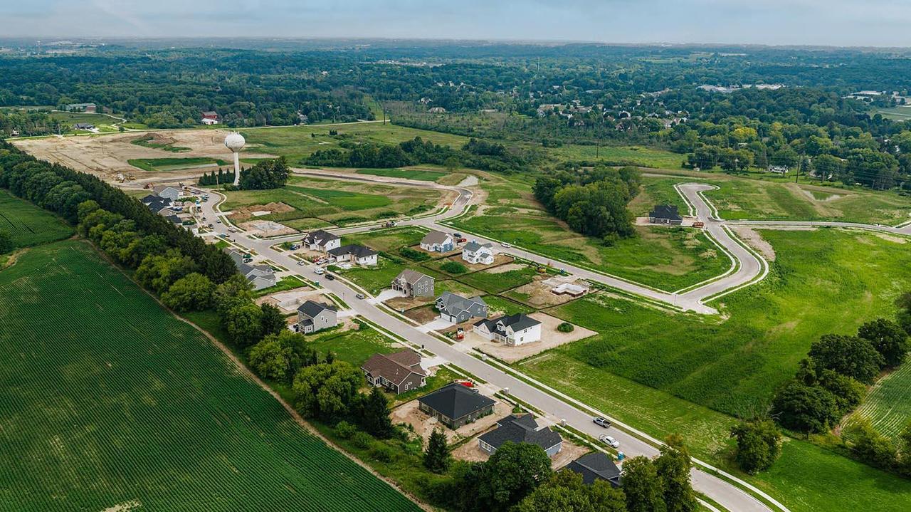 Lt75 Eagle Dr, Grafton, WI 53024