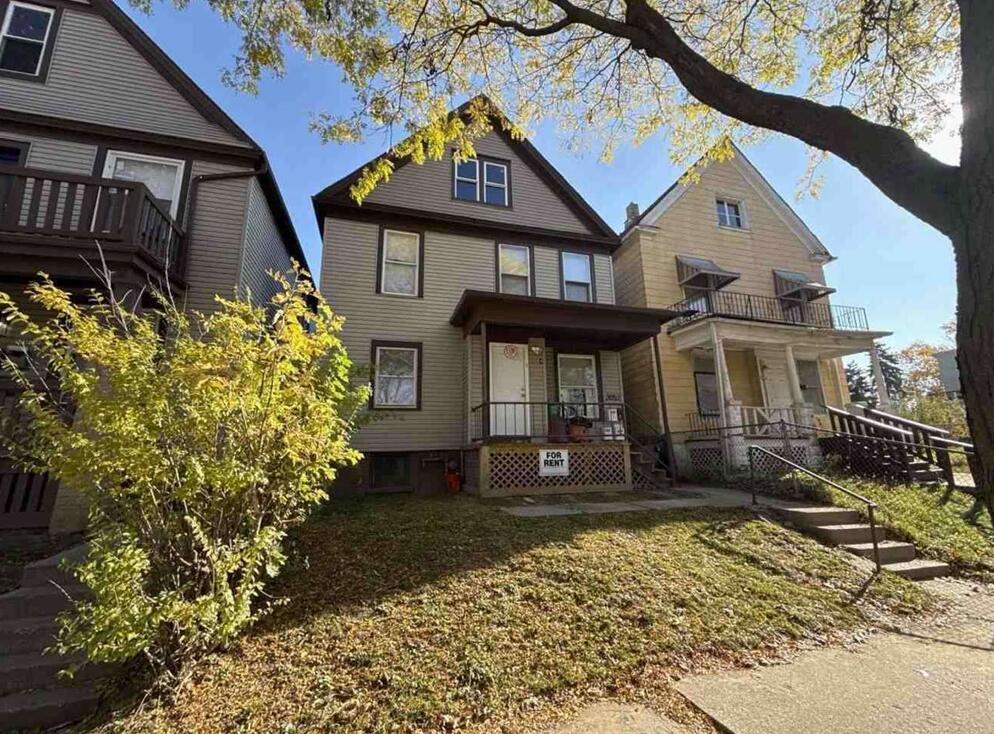 3052 N Buffum St #1-4, Milwaukee, WI 53212