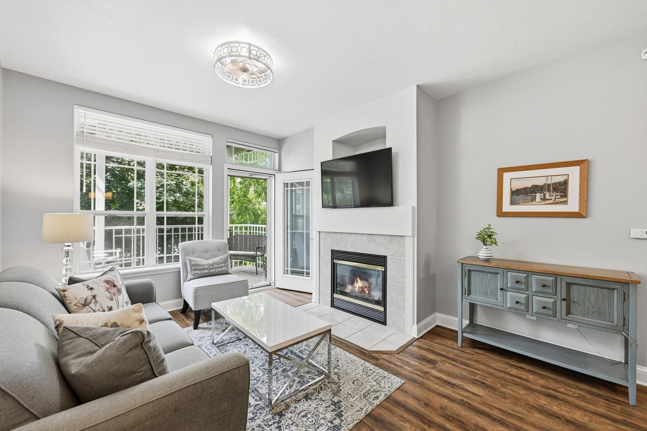 1505 S South Shore #205, Delavan, WI 53115