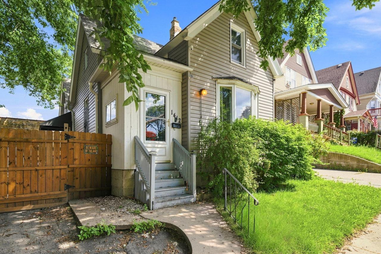 1412 S 32nd St, Milwaukee, WI 53215