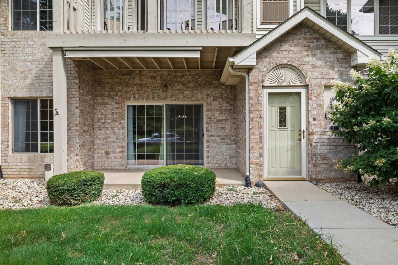 6510 Spring St #12, Mount Pleasant, WI 53406