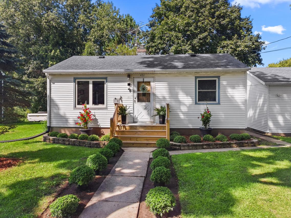 426 N Church St, Elkhorn, WI 53121