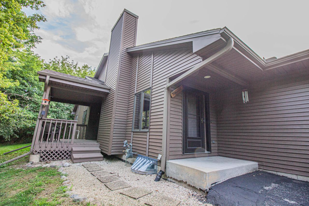N81W13172 Country Ter. #A, Menomonee Falls, WI 53051