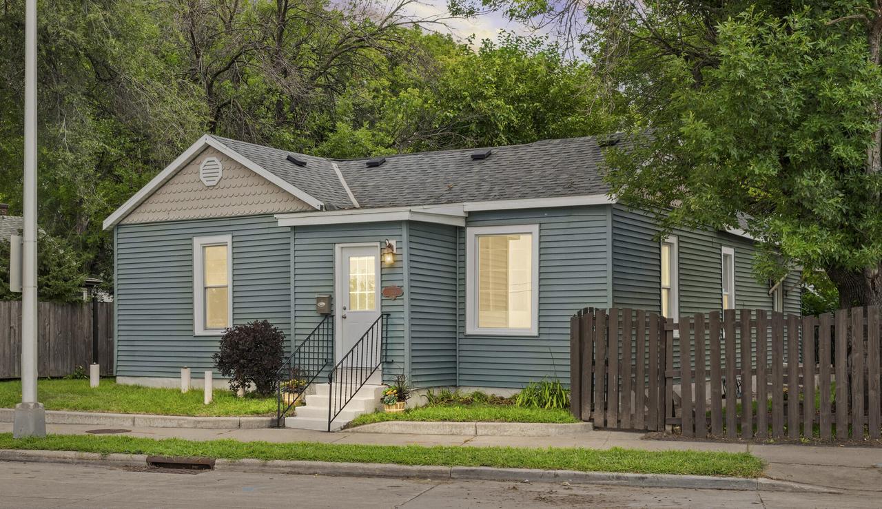 1313 South Ave, La Crosse, WI 54601