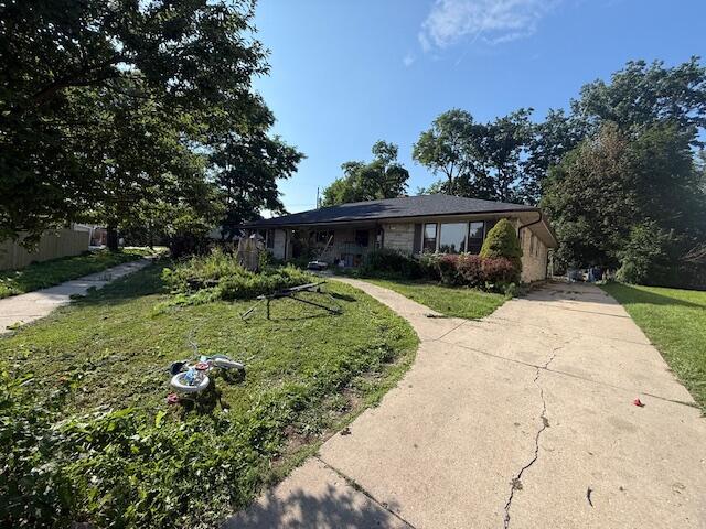 3377 S 34th St #3379, Milwaukee, WI 53215