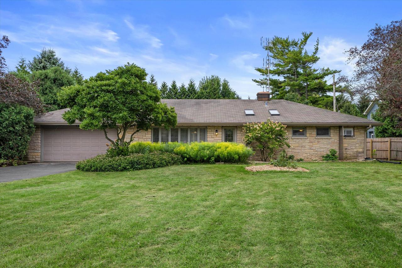 5213 79th St, Pleasant Prairie, WI 53142