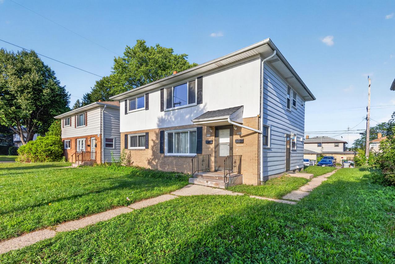 5868 N 61st St #5870, Milwaukee, WI 53218