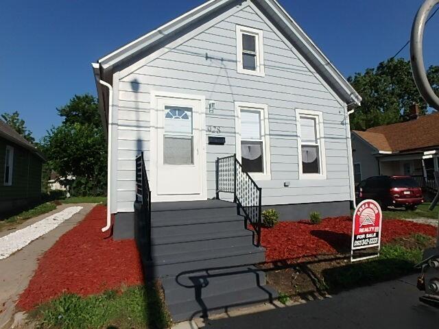 928 Wilson St, Racine, WI 53404