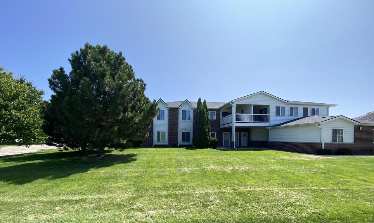 827 Lannon Ter #1101, Mount Pleasant, WI 53406
