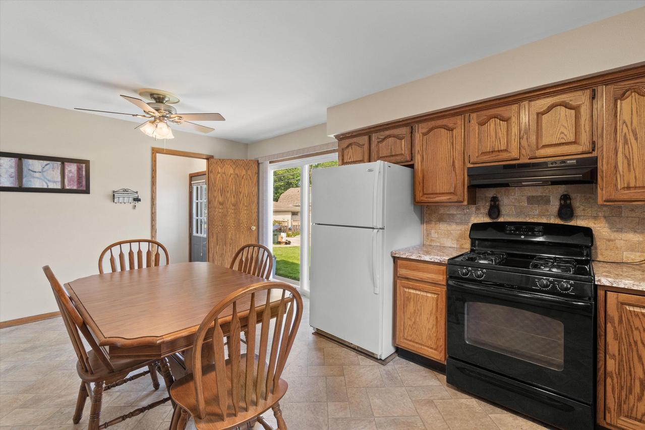 9414 W Oklahoma Ave, West Allis, WI 53227